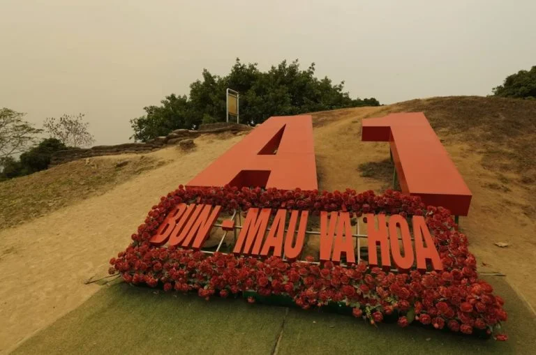 TỨ ĐẠI ĐỈNH ĐÈO TÂY BẮC – CỨ ĐIỂM ĐIỆN BIÊN PHỦ - SAPA – ĐIỆN BIÊN – MƯỜNG PHĂNG – SƠN LA – MỘC CHÂU